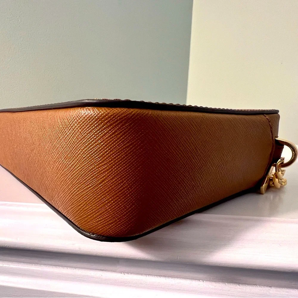 Michael Kors Tan Saffiano Leather Crossbody Bag EUC